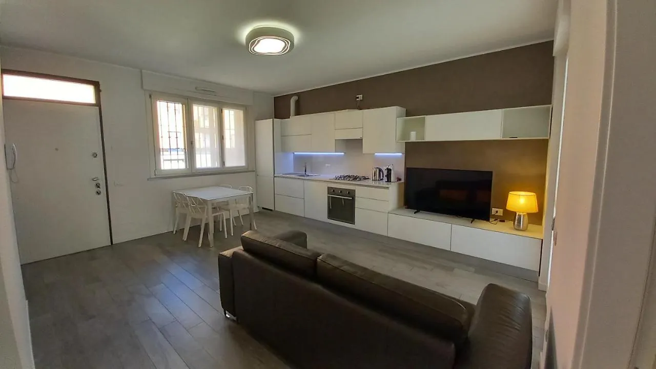 Apartment Home Sweet Home Pessano con Bornago Italy